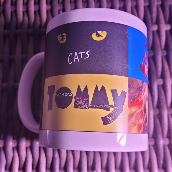 M Ware Other - M WARE Paramount Theatre 2014-2015 Broadway Series Coffee Mug Collectible Gift